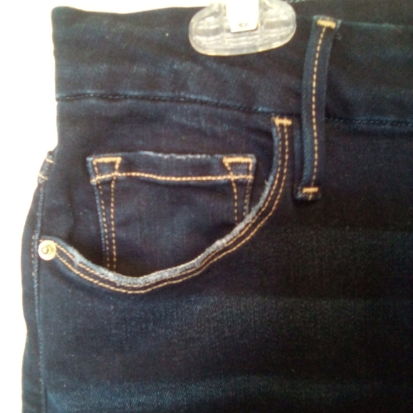 Frame Denim Jeans - Picture 2 of 9